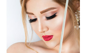 بونوس | آرایشگاه عروس نازنین | 09799