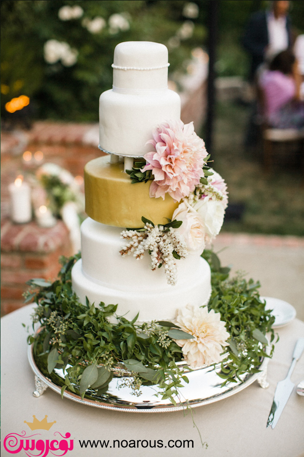 آلبوم کیک عروس با تزئین گل