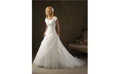 مجتمع آموزشی و مزون جوان و رشیدی