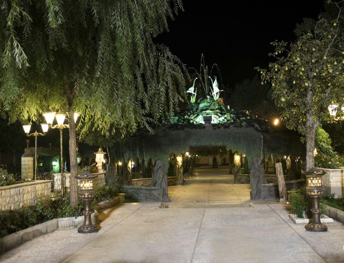 باغ تالار پارسا باغ تالار پارسا