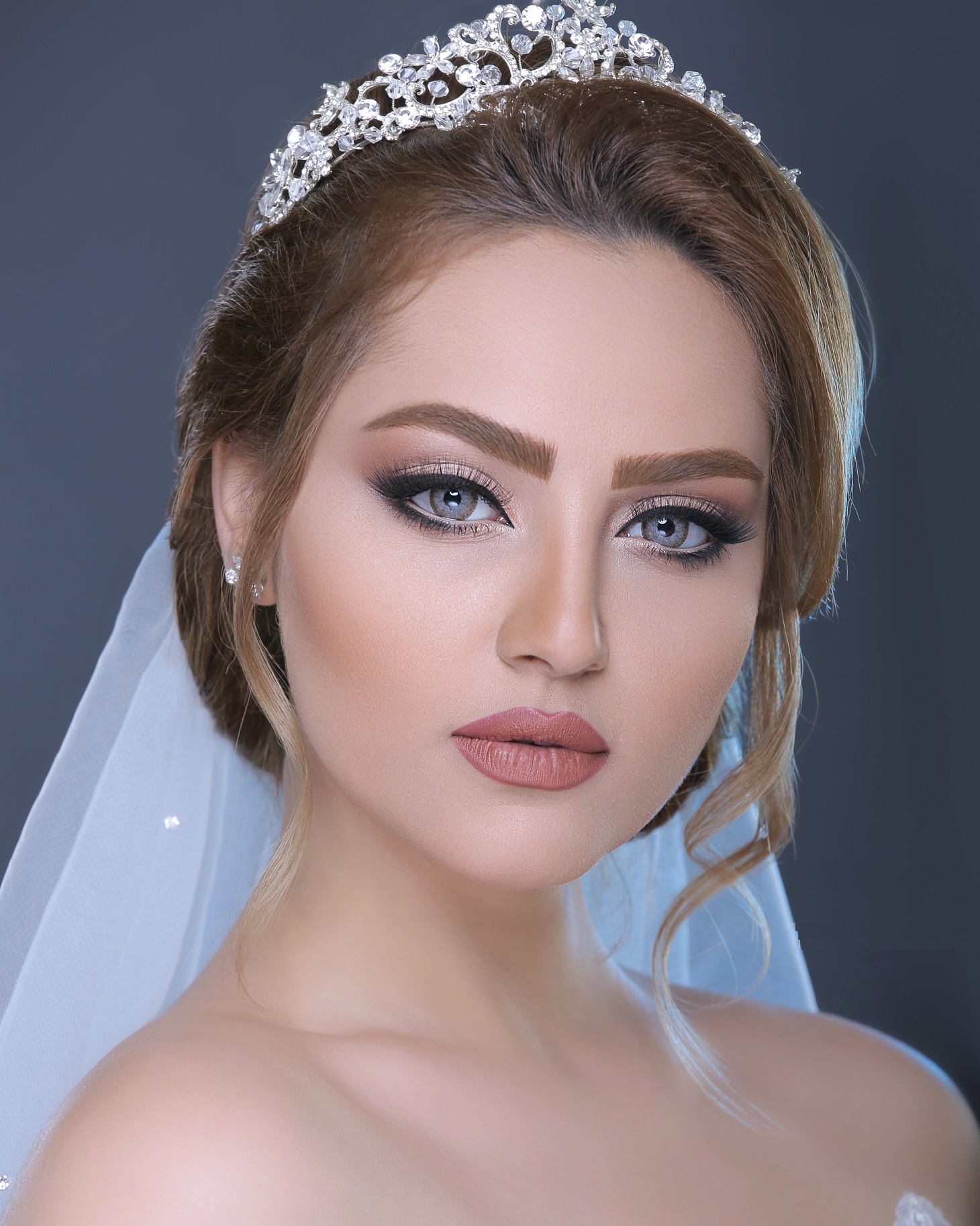سالن آرایش عروس گل گیس سالن آرایش عروس گل گیس