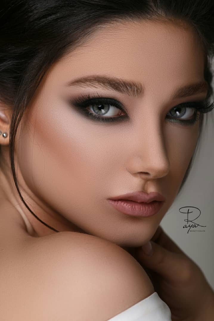 سالن آرایش عروس رایا سالن آرایش عروس رایا