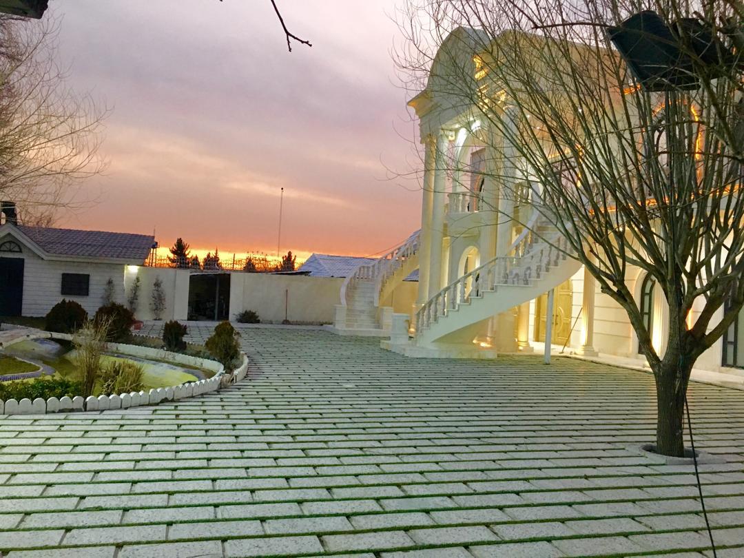 باغ عمارت سه گل باغ عمارت سه گل