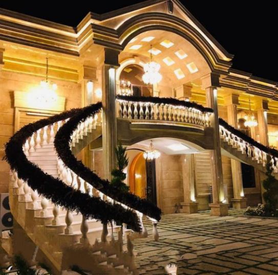 باغ تالار و عمارت یسنا باغ تالار و عمارت یسنا