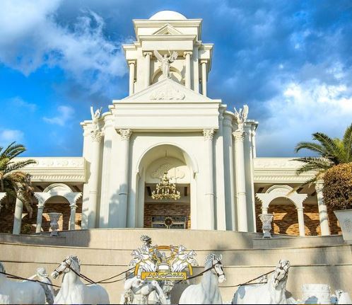 عمارت هفتگانه فاخر عمارت هفتگانه فاخر