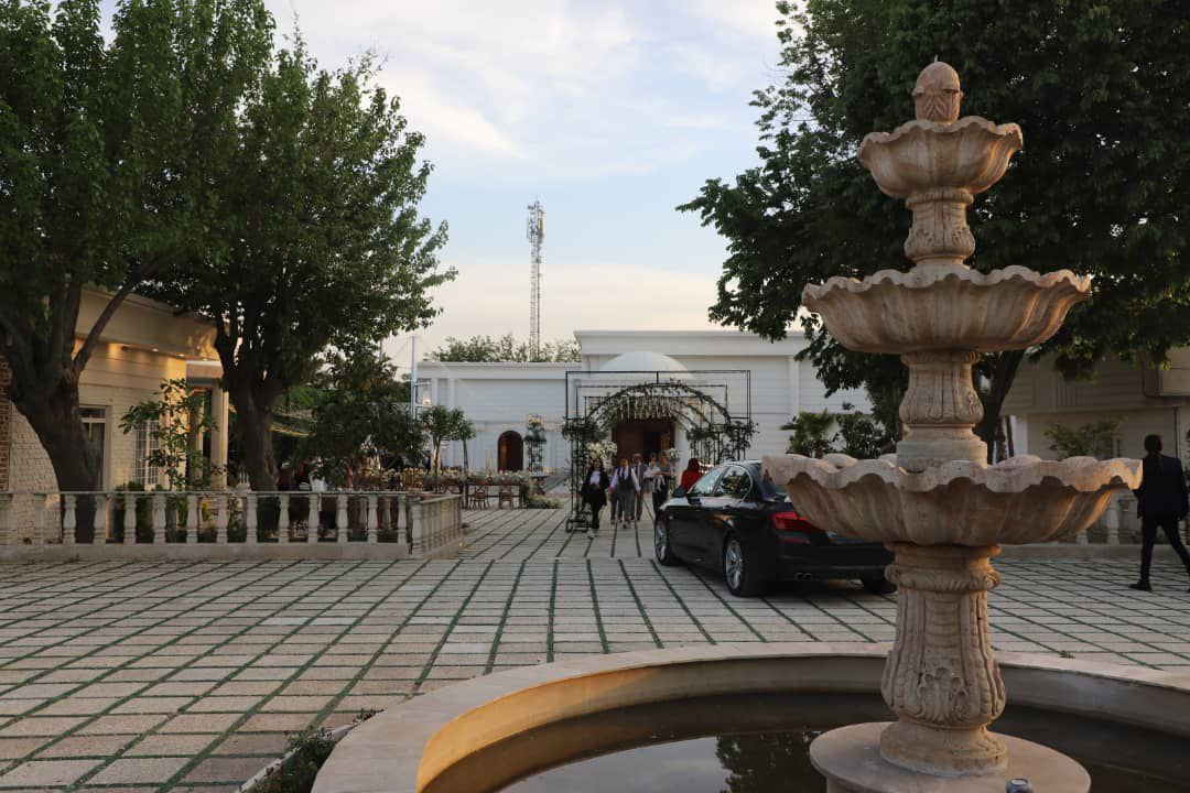 باغ تالار رونیکا باغ تالار رونیکا