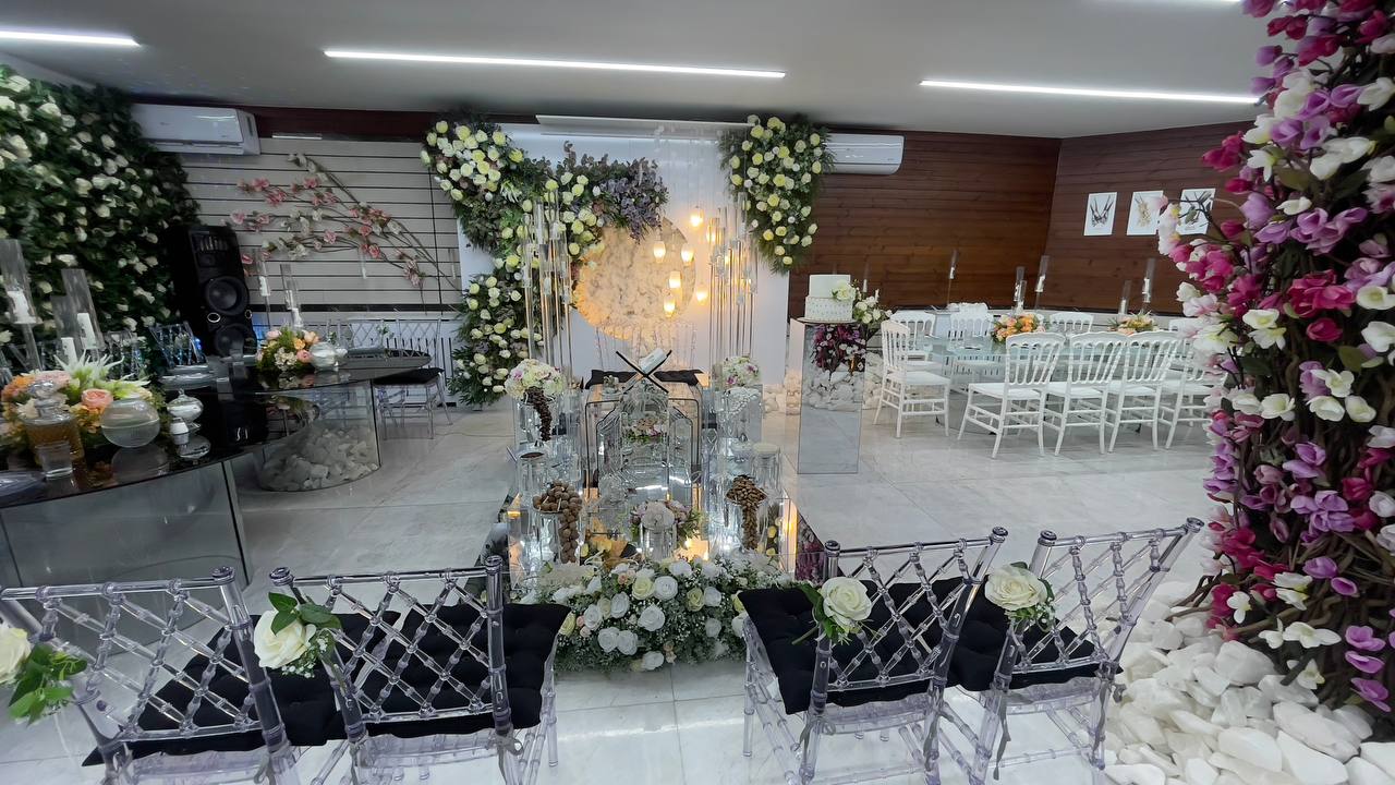 خانه عقد نیلوفر خانه عقد نیلوفر